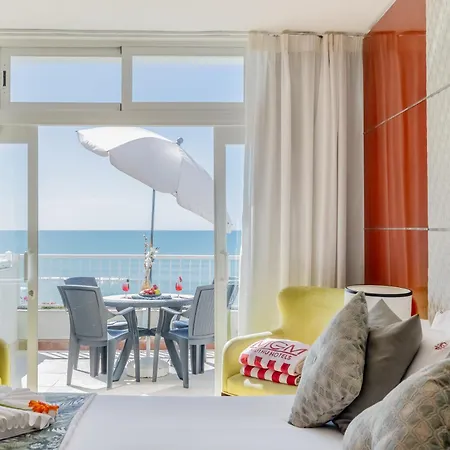 Monicca Collection And Residences 알부페이라