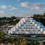 Monicca Collection And Residences Hotel apartamentowy