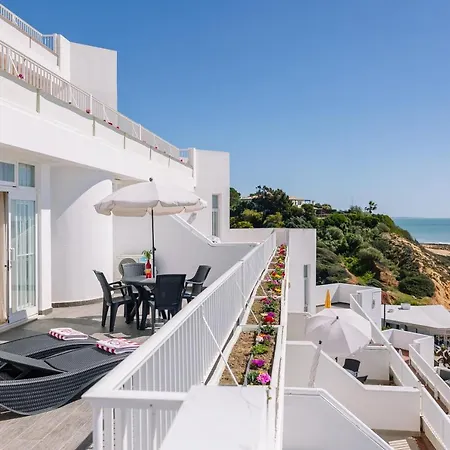 Monicca Collection And Residences 4* Αλμπουφέιρα