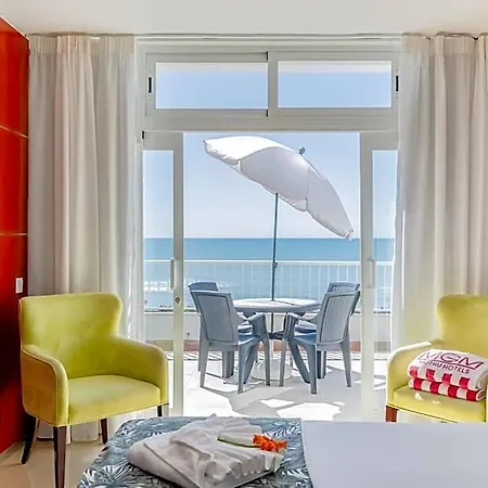 Monicca Collection And Residences 4*