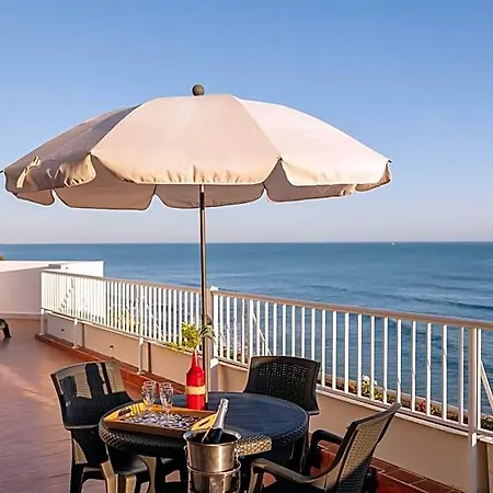 Monicca Collection And Residences Appart hôtel 4*