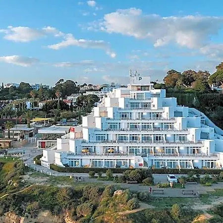 公寓式酒店 Monicca Collection And Residences 阿尔布费拉