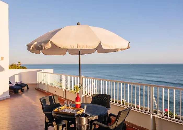 Monicca Collection And Residences 4*