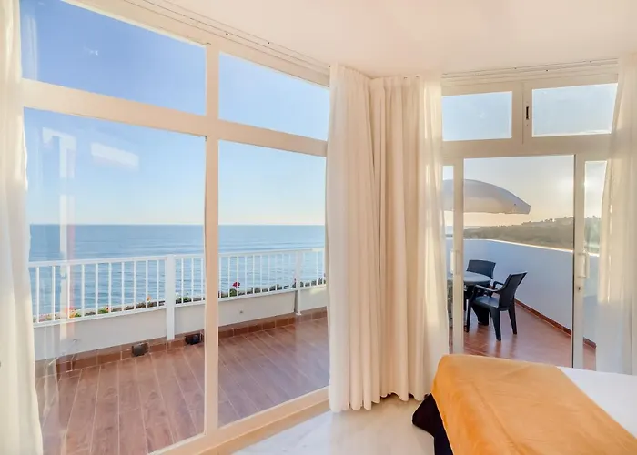 Апарт-отель Monicca Collection And Residences 4*