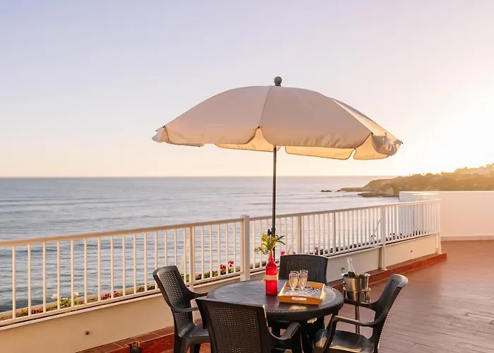 Monicca Collection And Residences Апарт-отель 4*