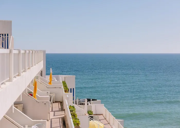 Monicca Collection And Residences 4*