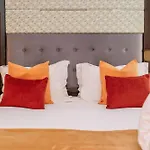 Monicca Collection Suites&residences