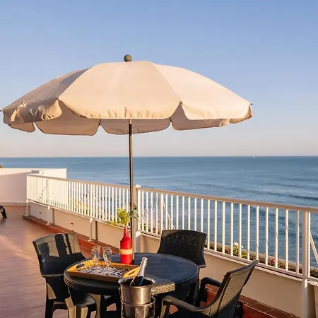 Monicca Collection And Residences 4*