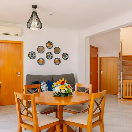 Apart-hotel Monicca Collection And Residences 4*